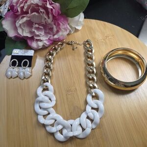 White and Gold Chain Link Jewelry Set